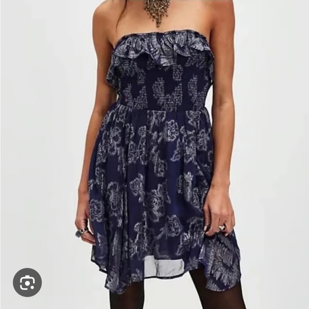 NWOT free people gardenia mini Sz M